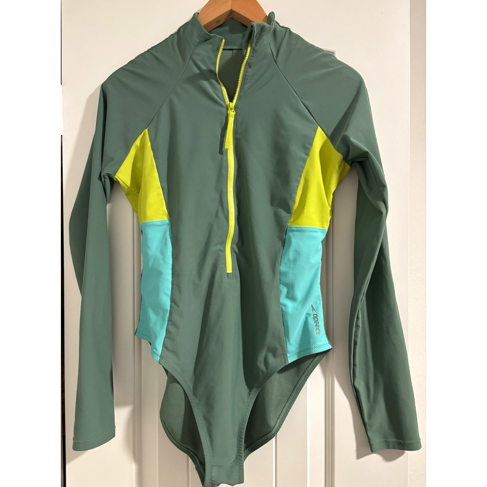 Speedo Women's Colorblock Long Sleeve Zip Swimsuit L resortwear cruise